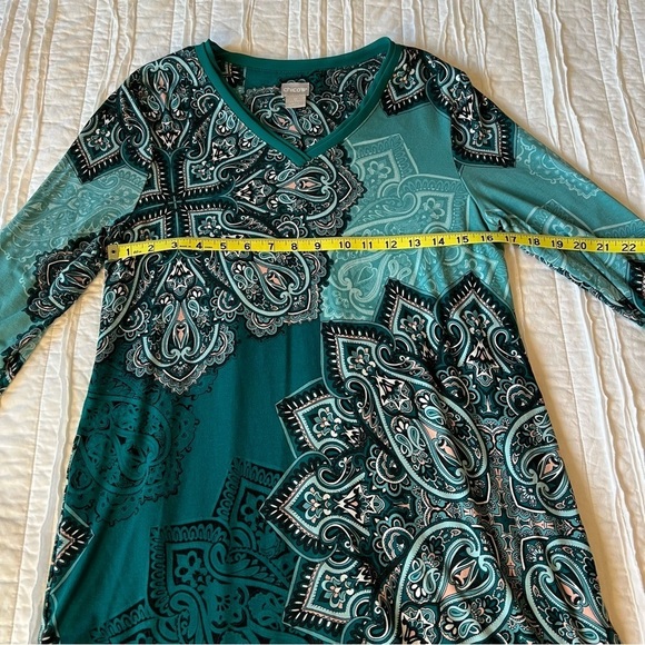 2/$30 Chico's 3/4 Sleeve Paisley Top blouse Asymmetrical Teal Blue SZ 0 = XS 4 - Picture 11 of 13
